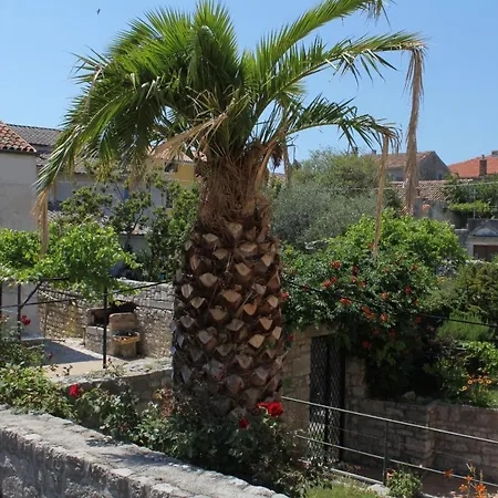 Apartment By The Sea Osor, Losinj - 8088 Nerezine