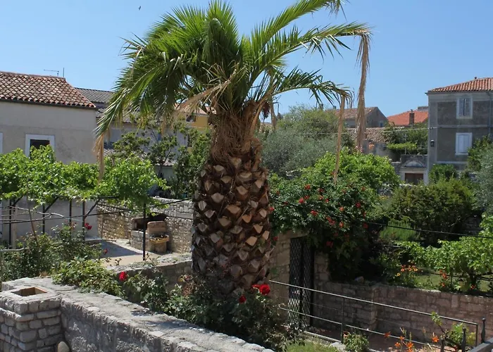 Apartment By The Sea Osor, Losinj - 8088 Nerezine